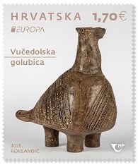 EUROPA – NACIONALNA ARHEOLOŠKA NALAZIŠTA, POSUDA U OBLIKU PTICE IZ VUČEDOLA – tzv. Vučedolska golubica